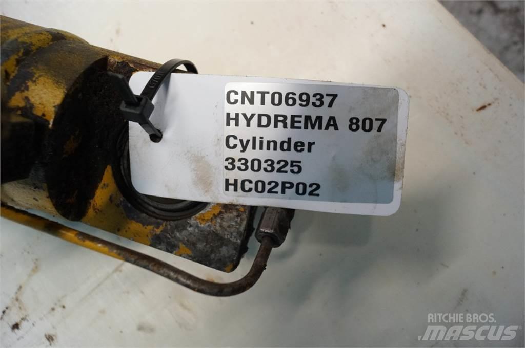 Hydrema 807 Осі