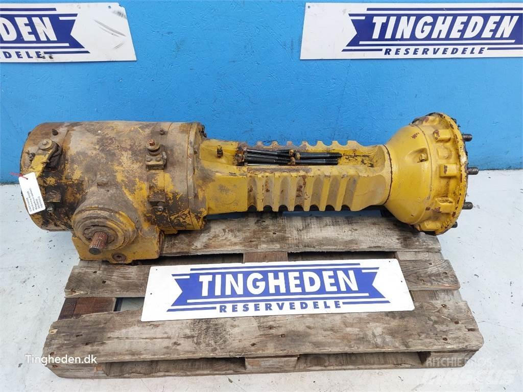 Hydrema 906 Осі