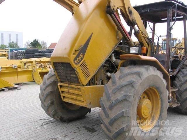 Hydrema 906B Екскаватори-навантажувачі