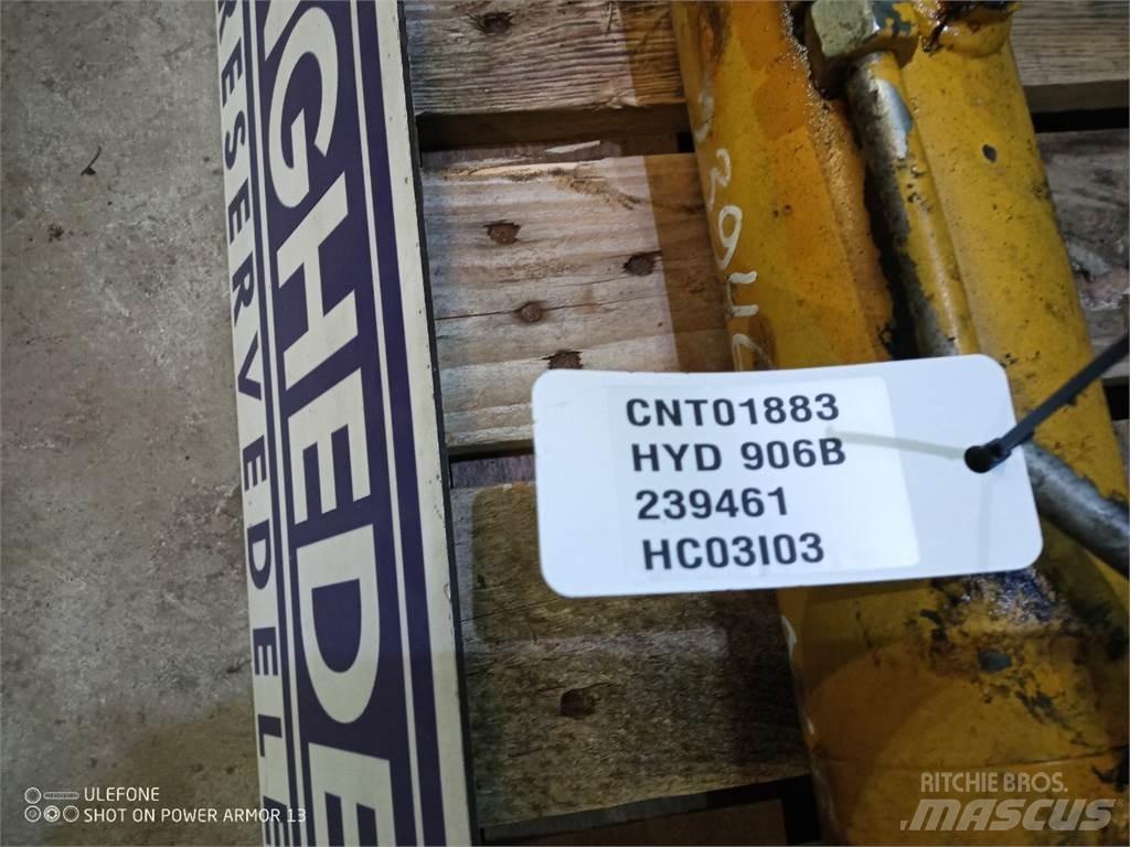 Hydrema 906B Осі