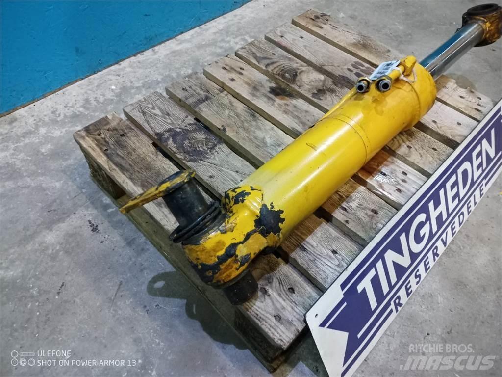 Hydrema 906B Бони і ковші