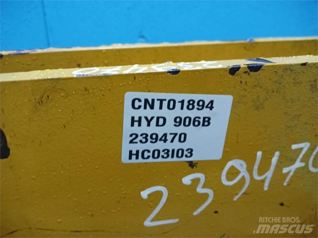 Hydrema 906B Осі
