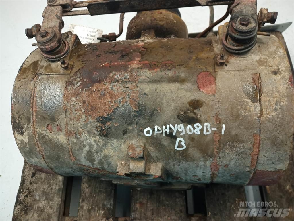 Hydrema 906B Осі