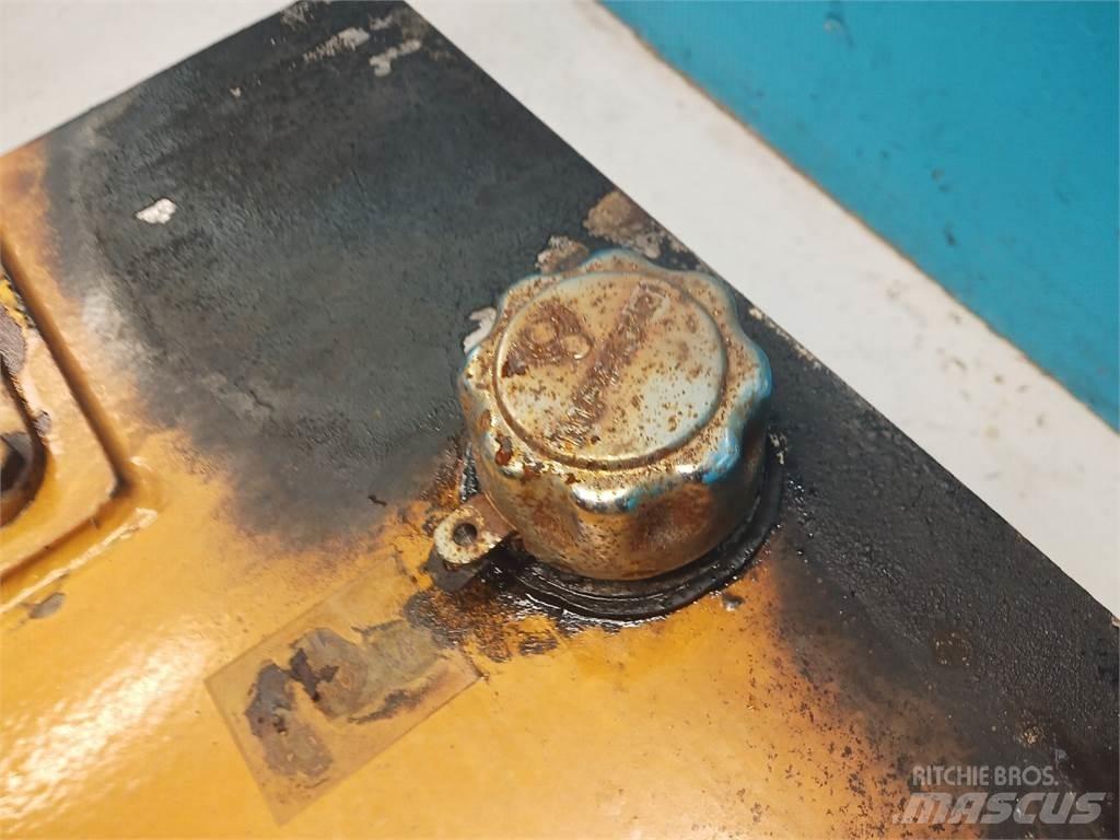 Hydrema 906B Гідравліка