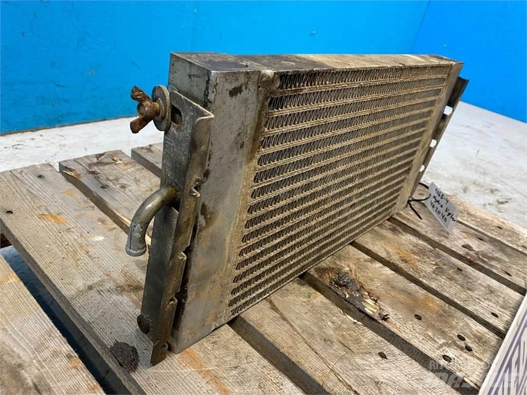 Hydrema 906B Радіатори