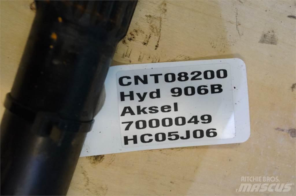 Hydrema 906B Осі