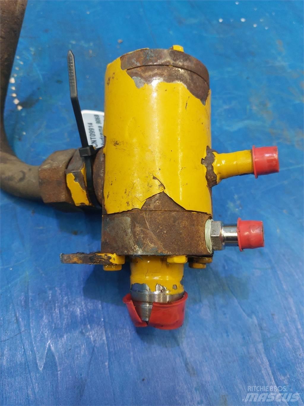 Hydrema 906B Гідравліка