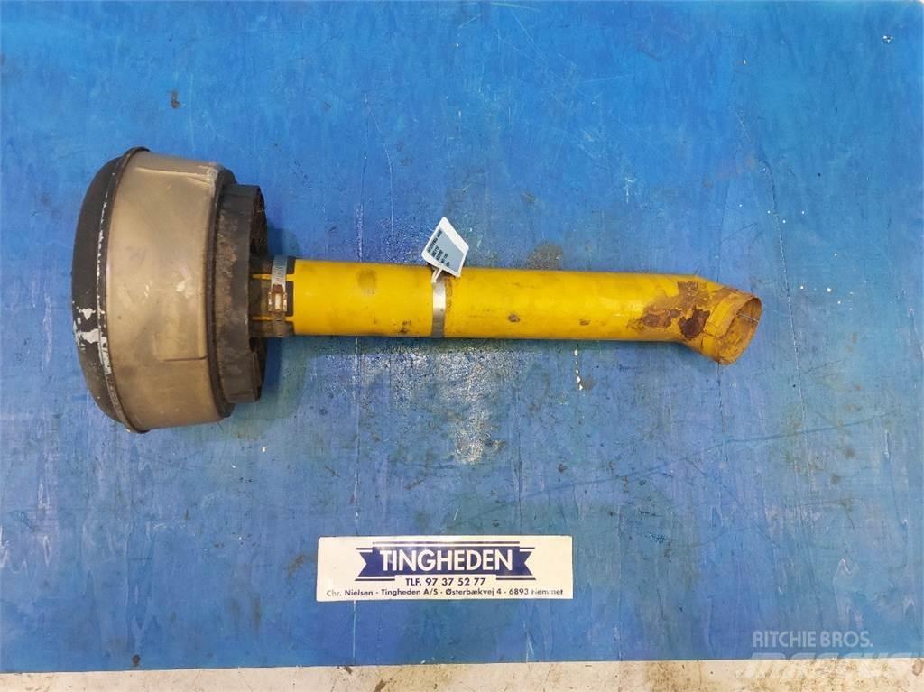 Hydrema 906B Двигуни