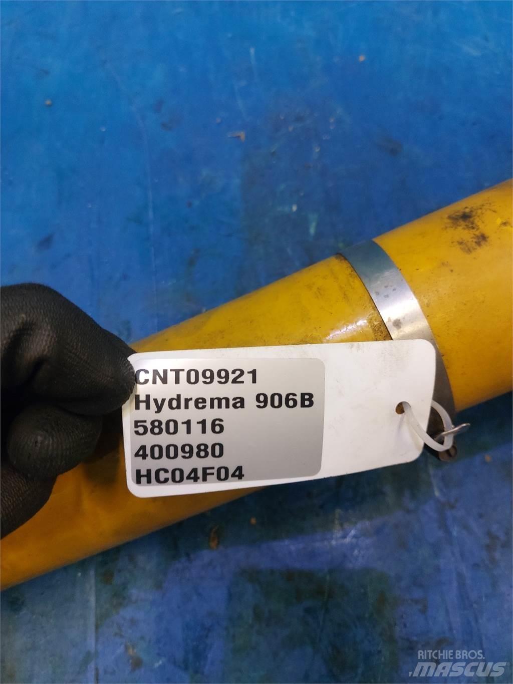 Hydrema 906B Двигуни