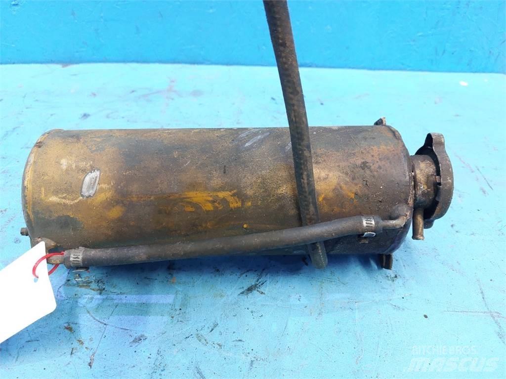 Hydrema 906B Радіатори