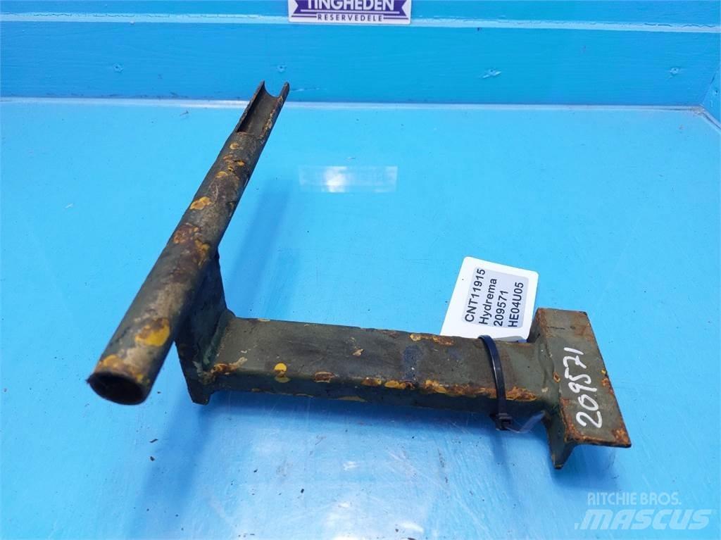 Hydrema 906B Бони і ковші