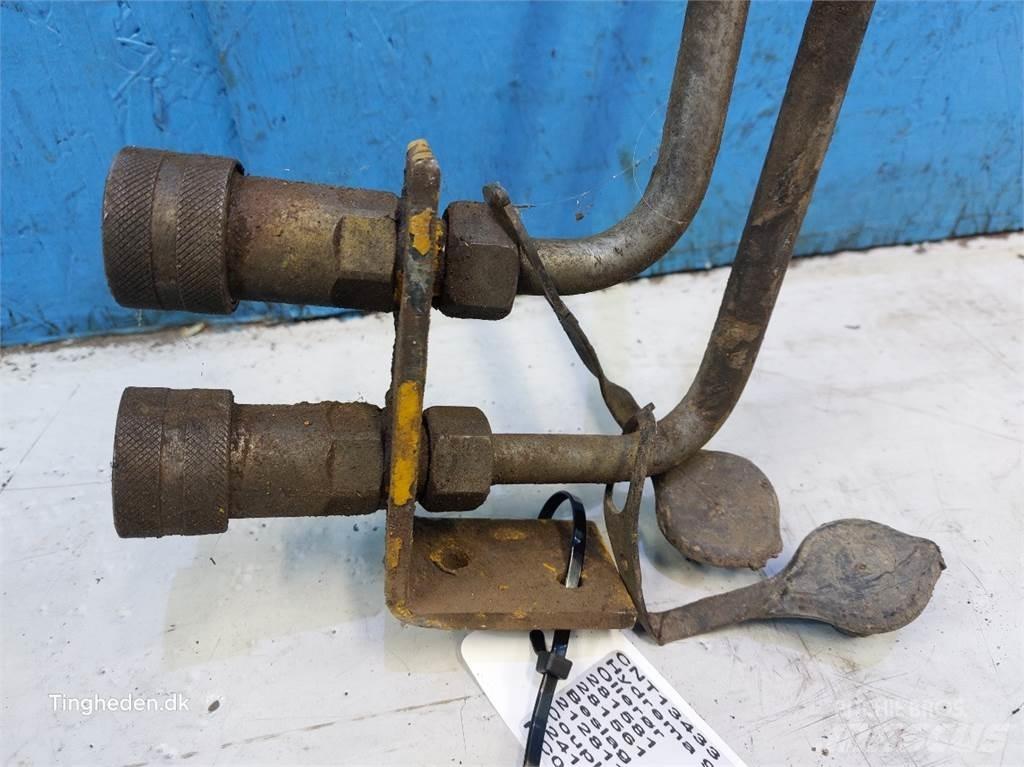 Hydrema 906B Гідравліка