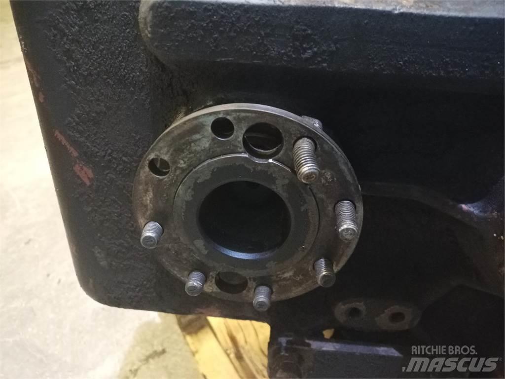 Hydrema 906C Коробка передач