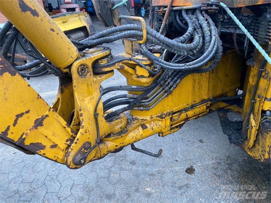 Hydrema 906C Екскаватори-навантажувачі