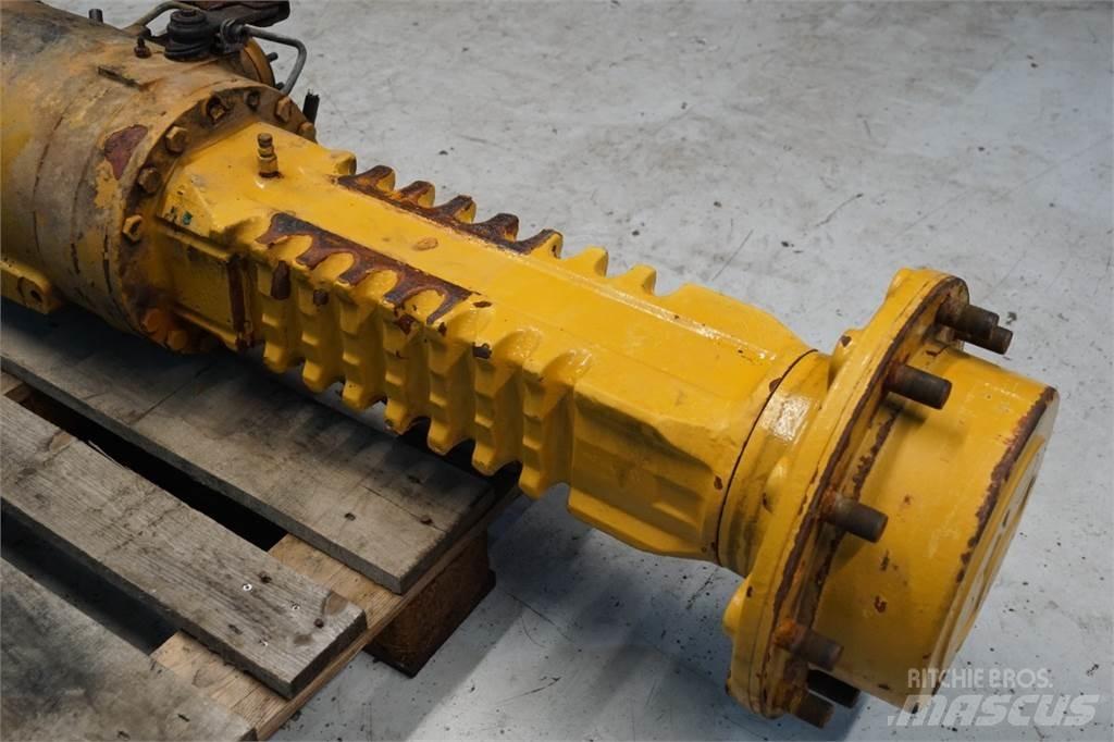 Hydrema 906C Осі