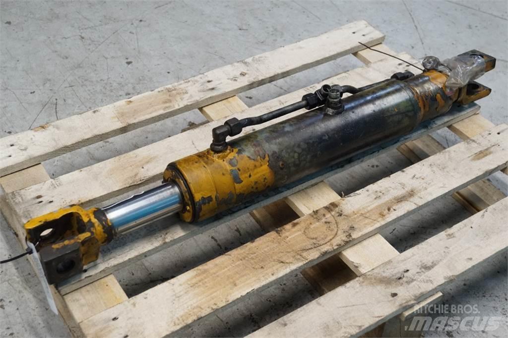 Hydrema 906C Осі