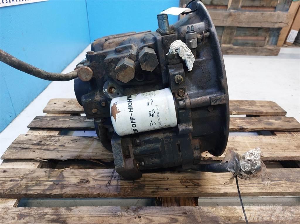 Hydrema 906C Коробка передач