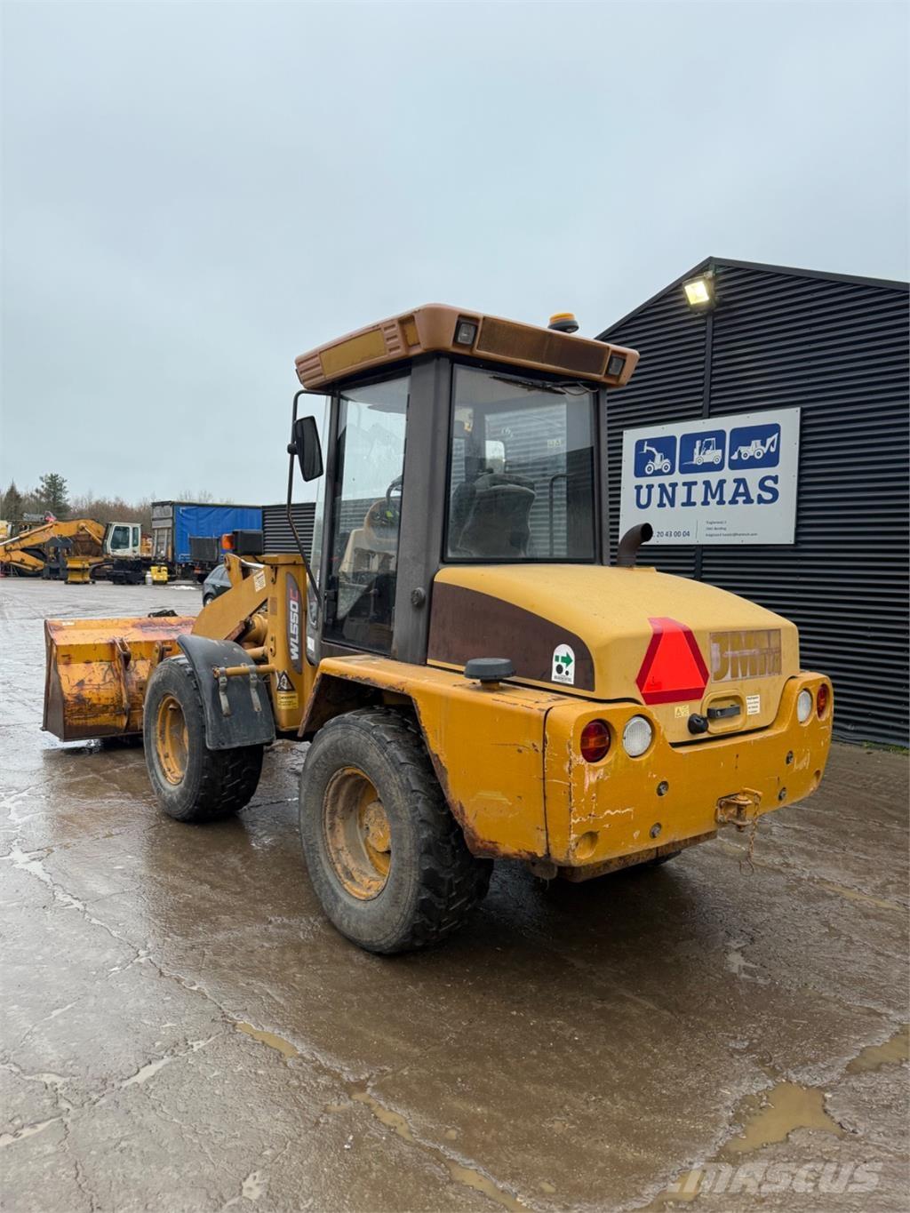 Hydrema WL550C Фронтальні навантажувачі