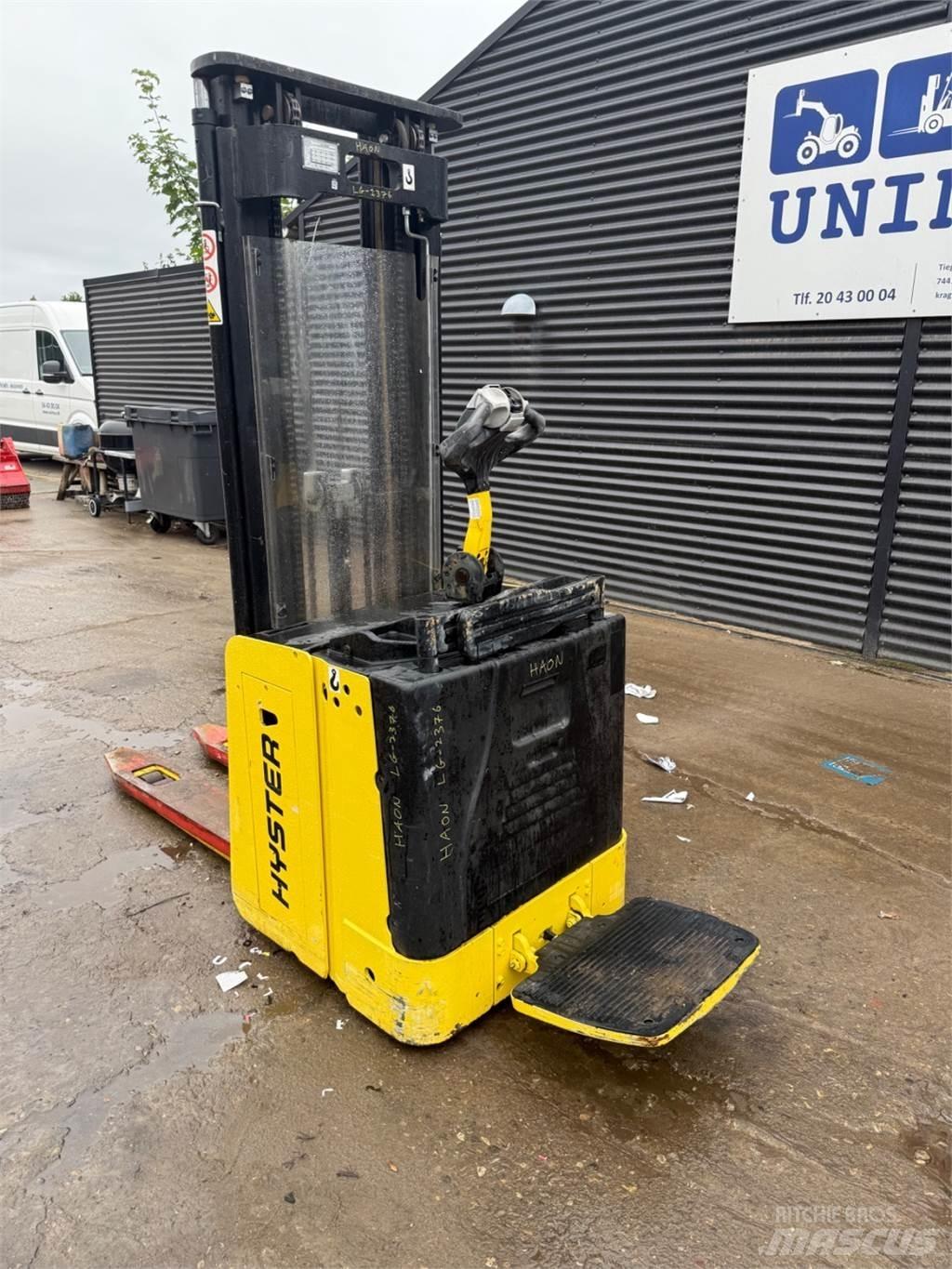 Hyster S1.5 Ручні штабелери