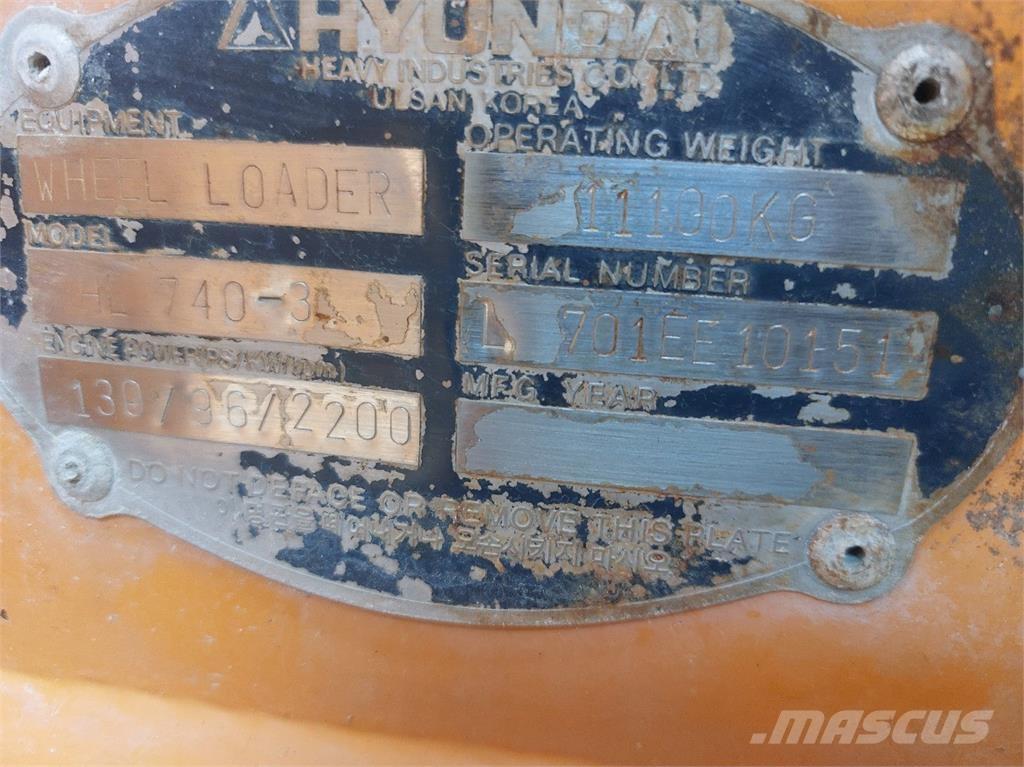 Hyundai HL740-3 Фронтальні навантажувачі