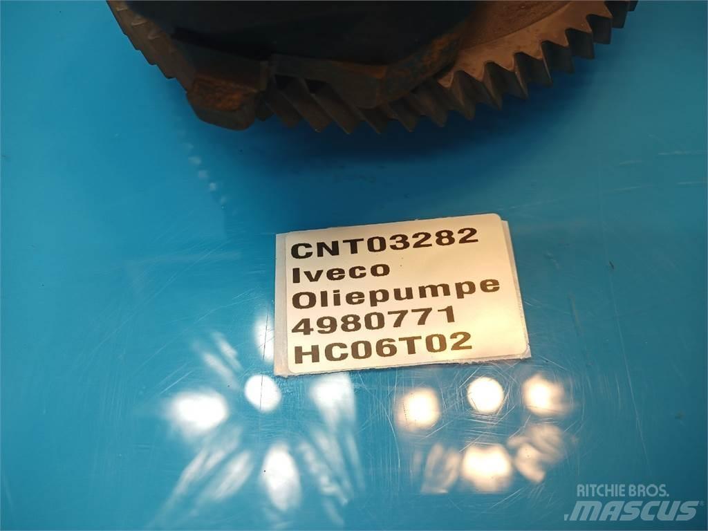 Iveco 8210 Двигуни
