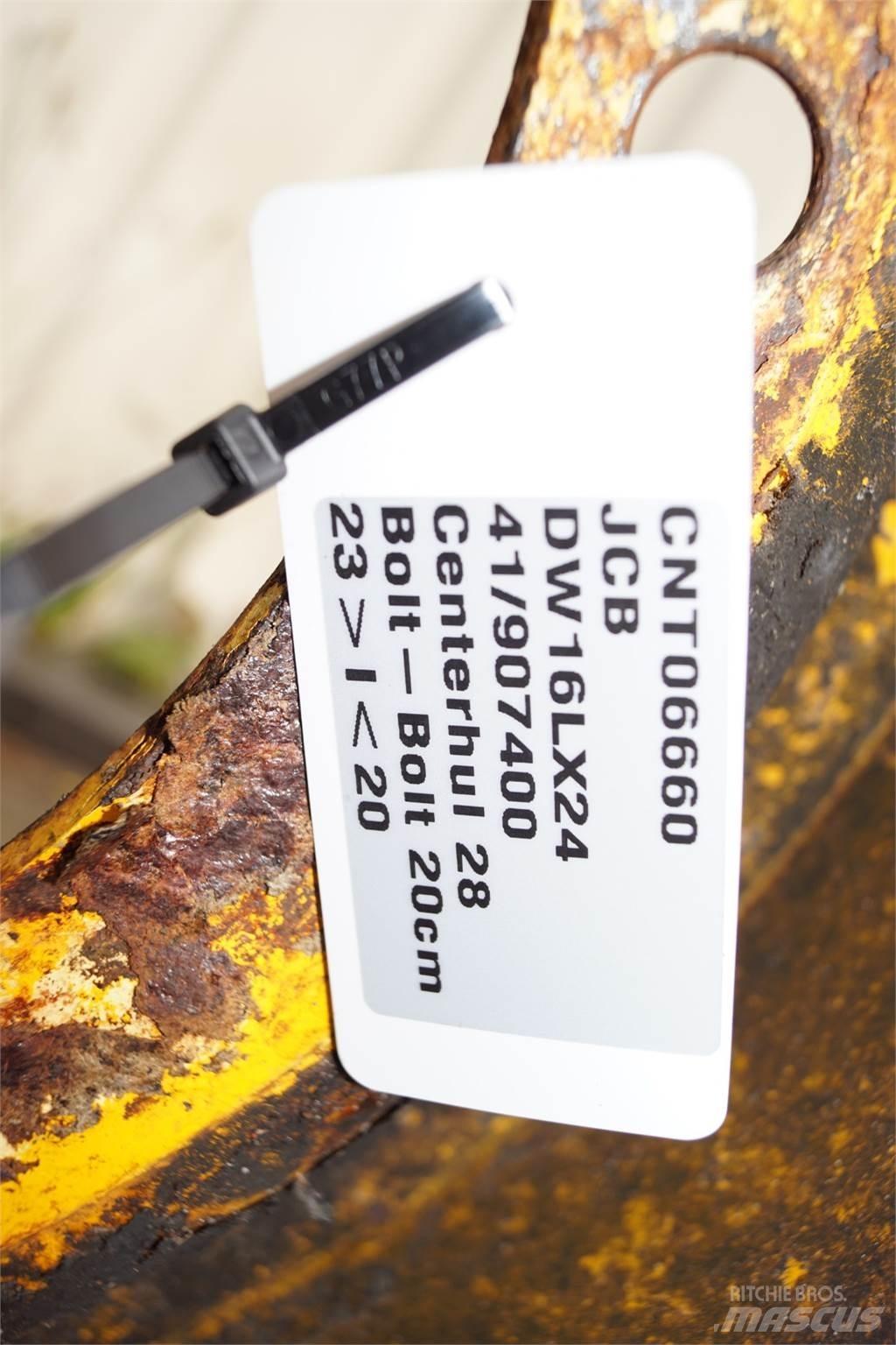 JCB 24 DW16LX24 Шини