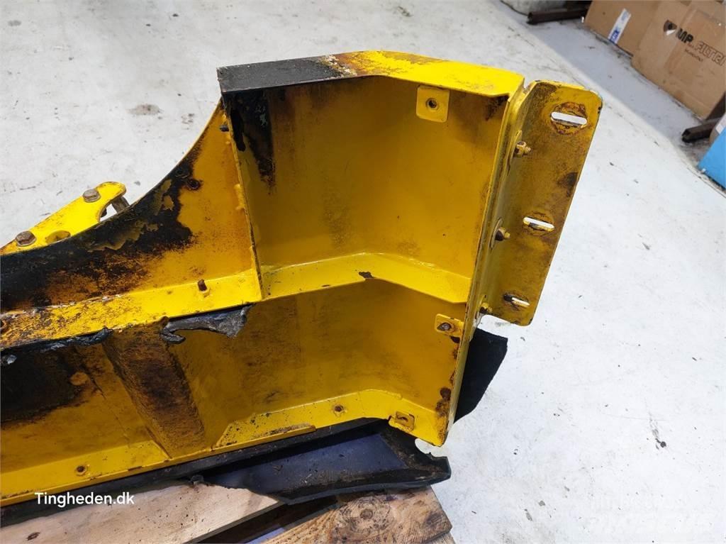 JCB 427 HL Просівні ковші