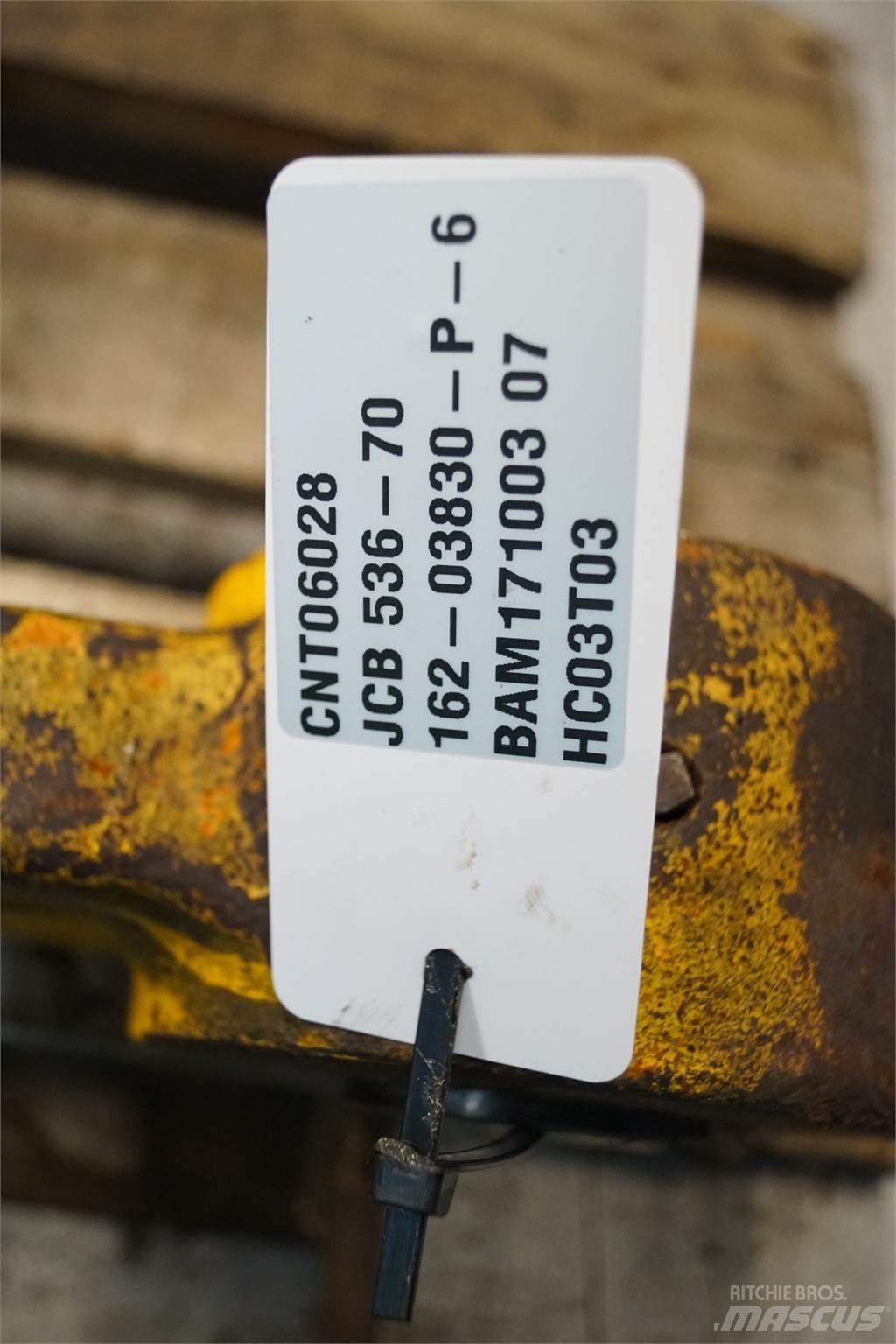 JCB 536-70 Бони і ковші