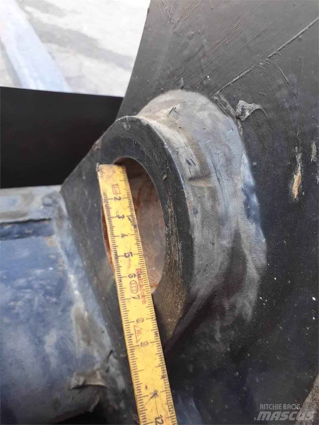 JCB Pallegafler Вила
