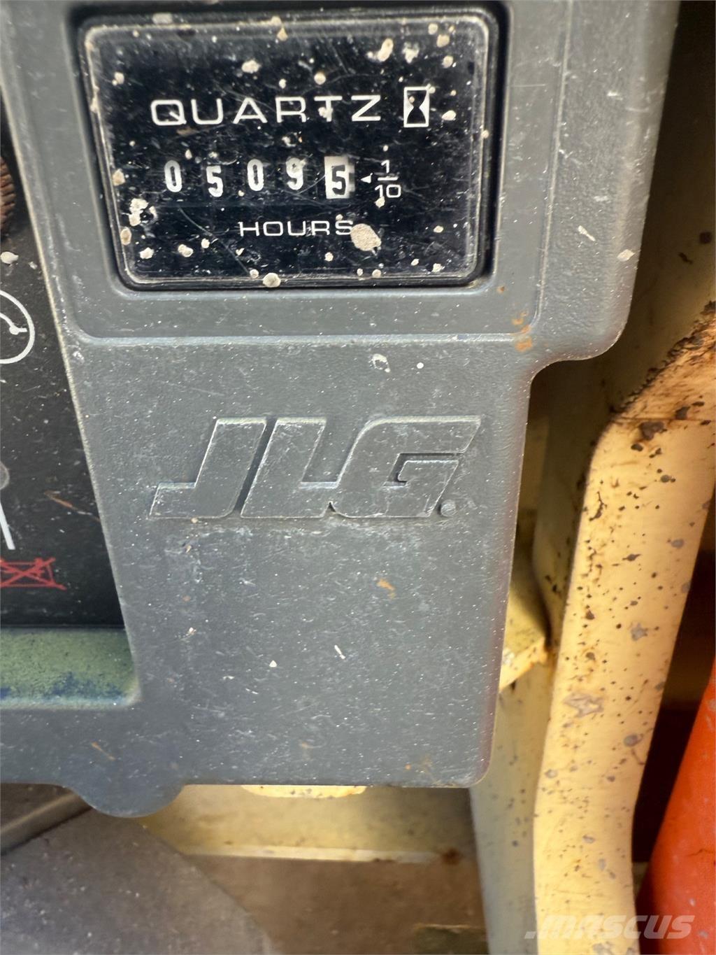 JLG 1930ES Підйомники-ножиці