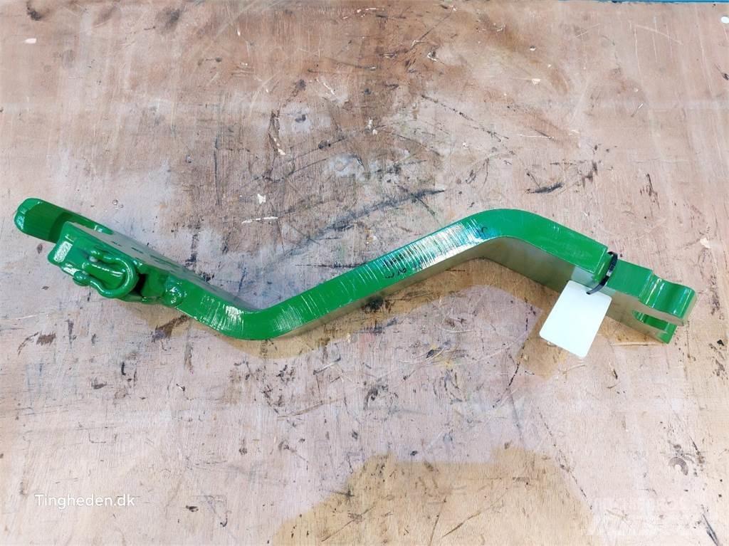 John Deere  Запчастини та додаткове обладнання для фронтальних навантажувачів