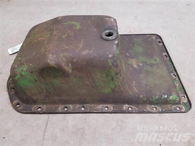 John Deere 1020 Двигуни