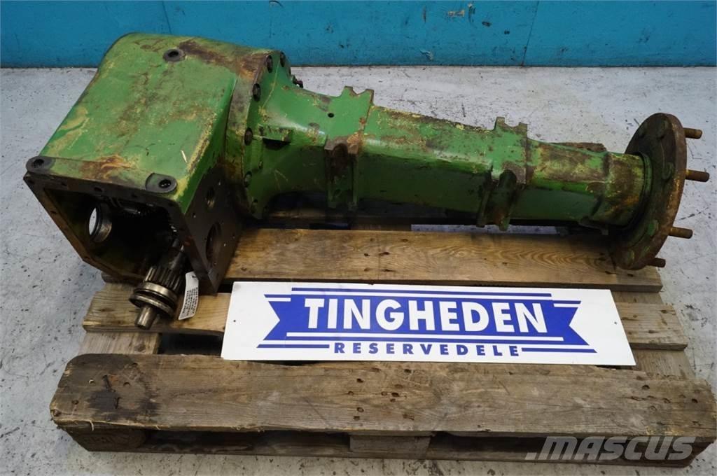 John Deere 1042 Коробка передач
