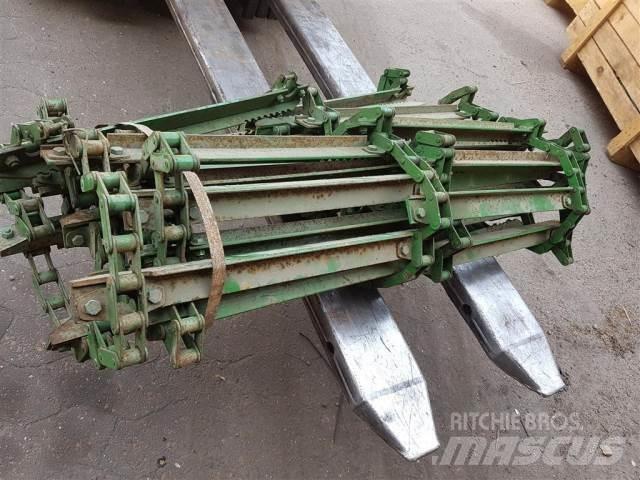John Deere 1052 Додаткове обладнання для збиральних комбайнів