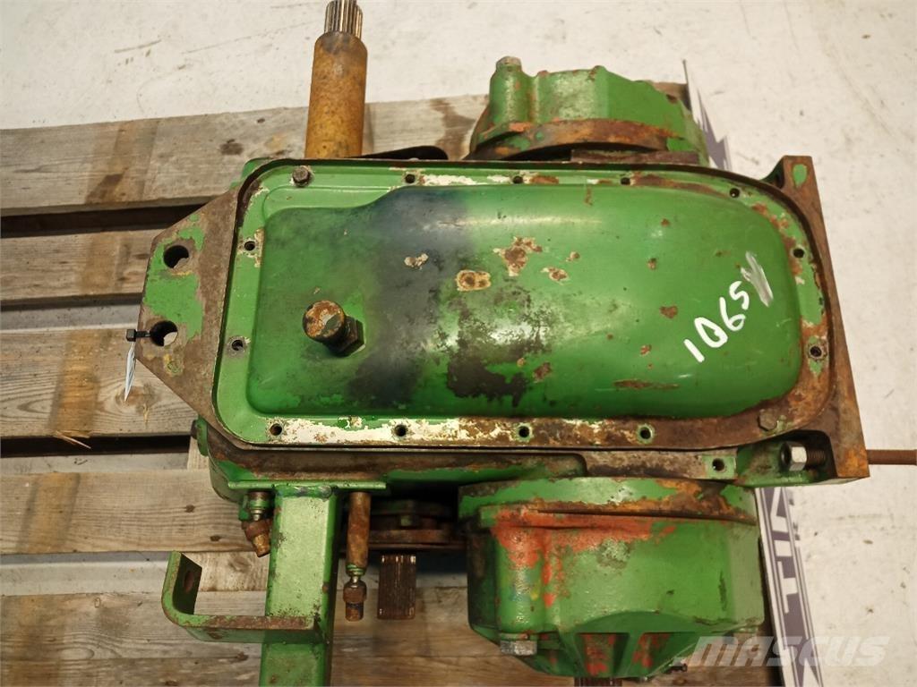 John Deere 1065 Коробка передач
