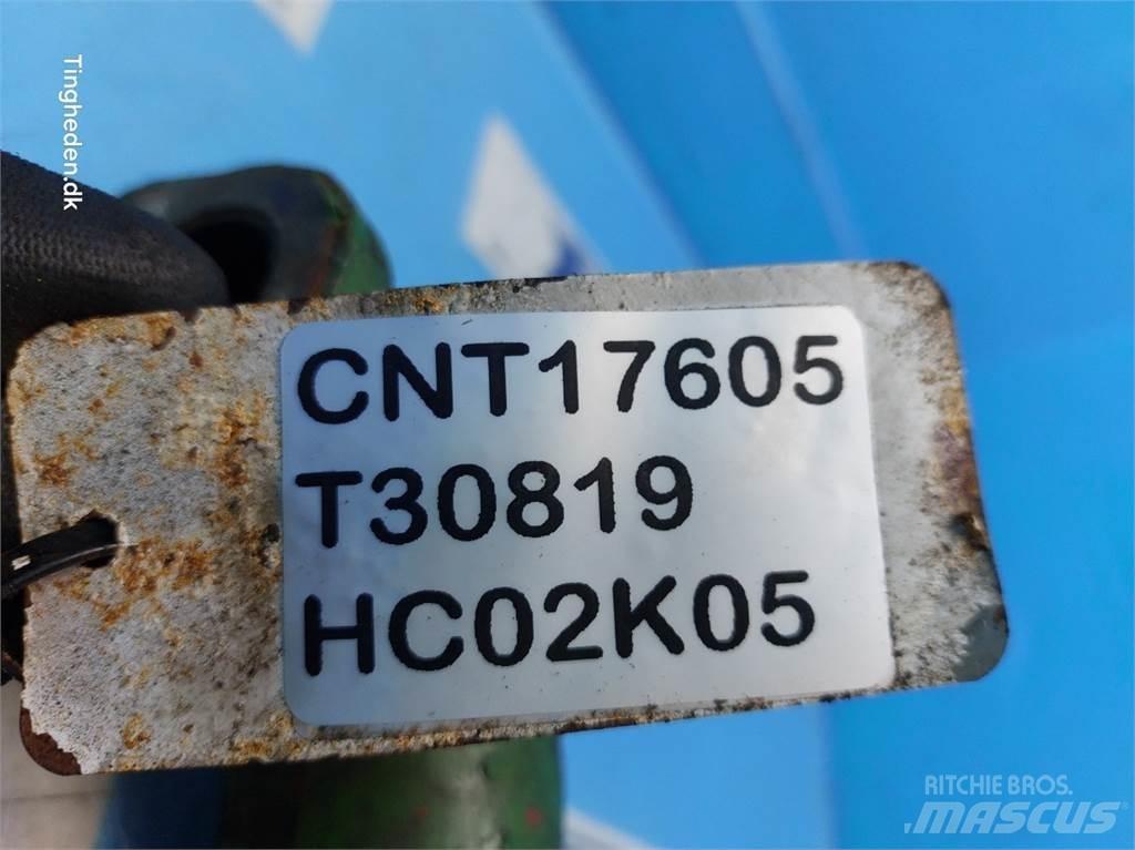 John Deere 1065 Двигуни
