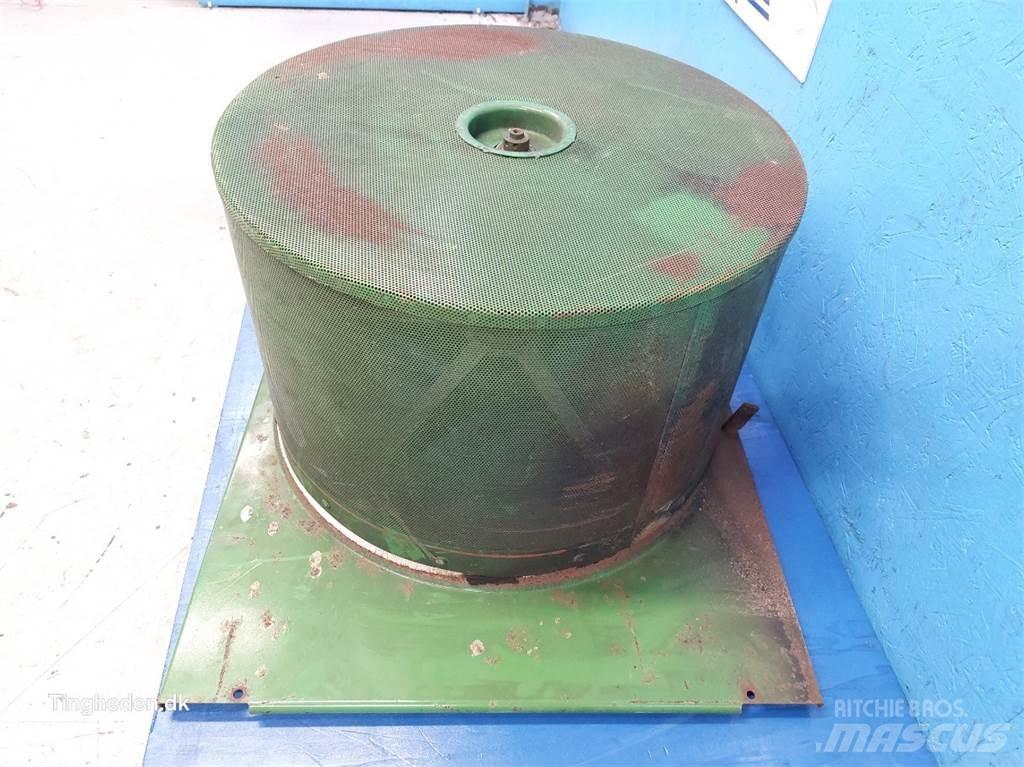 John Deere 1072 Двигуни