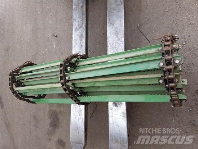 John Deere 1075 Додаткове обладнання для збиральних комбайнів