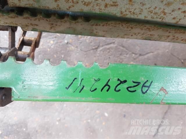 John Deere 1075 Додаткове обладнання для збиральних комбайнів