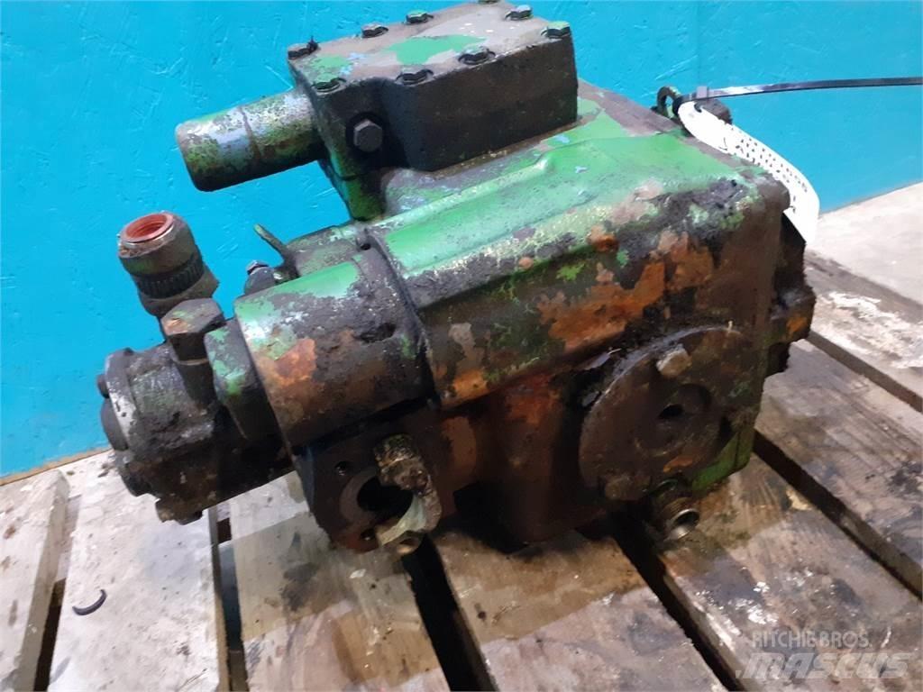 John Deere 1075 Гідравліка