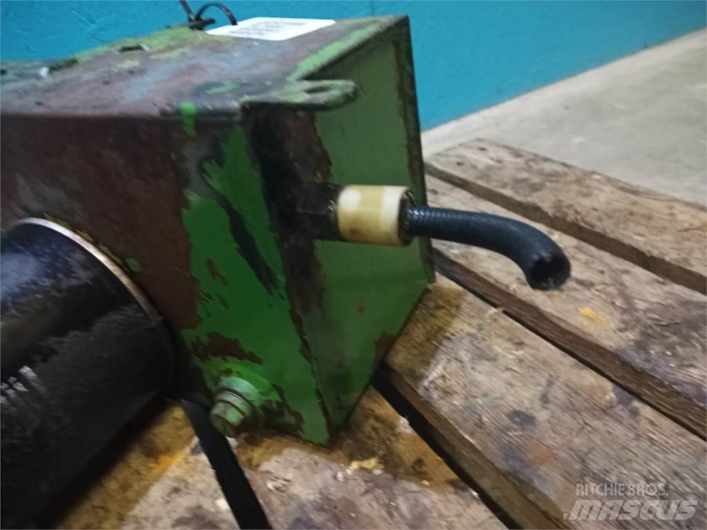 John Deere 1085 Гідравліка