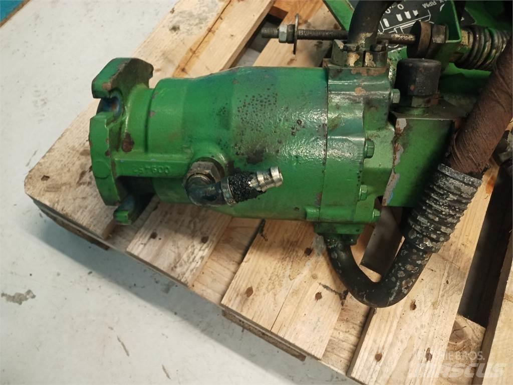 John Deere 1085 Гідравліка