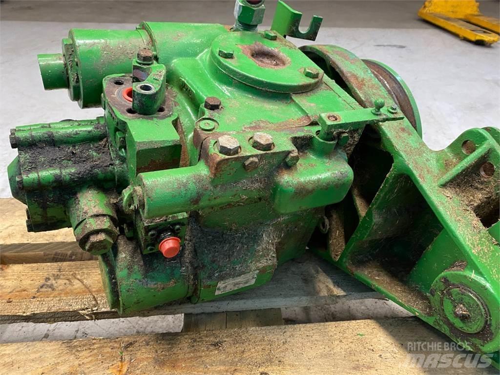 John Deere 1170 Гідравліка