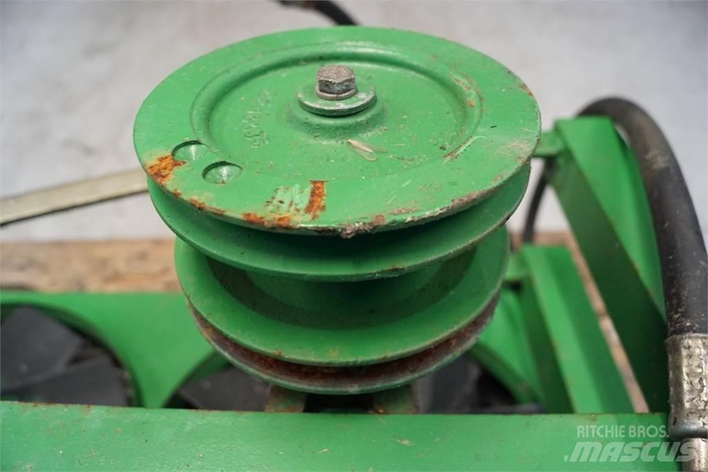 John Deere 1170 Радіатори