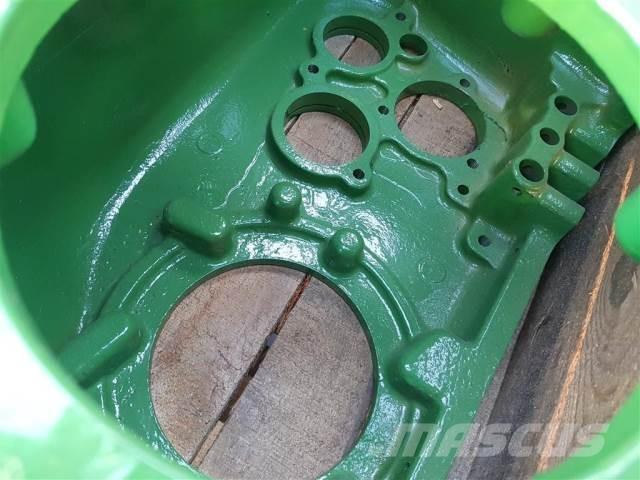 John Deere 1177 Коробка передач