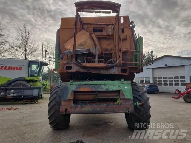 John Deere 1177 Зернозбиральні комбайни