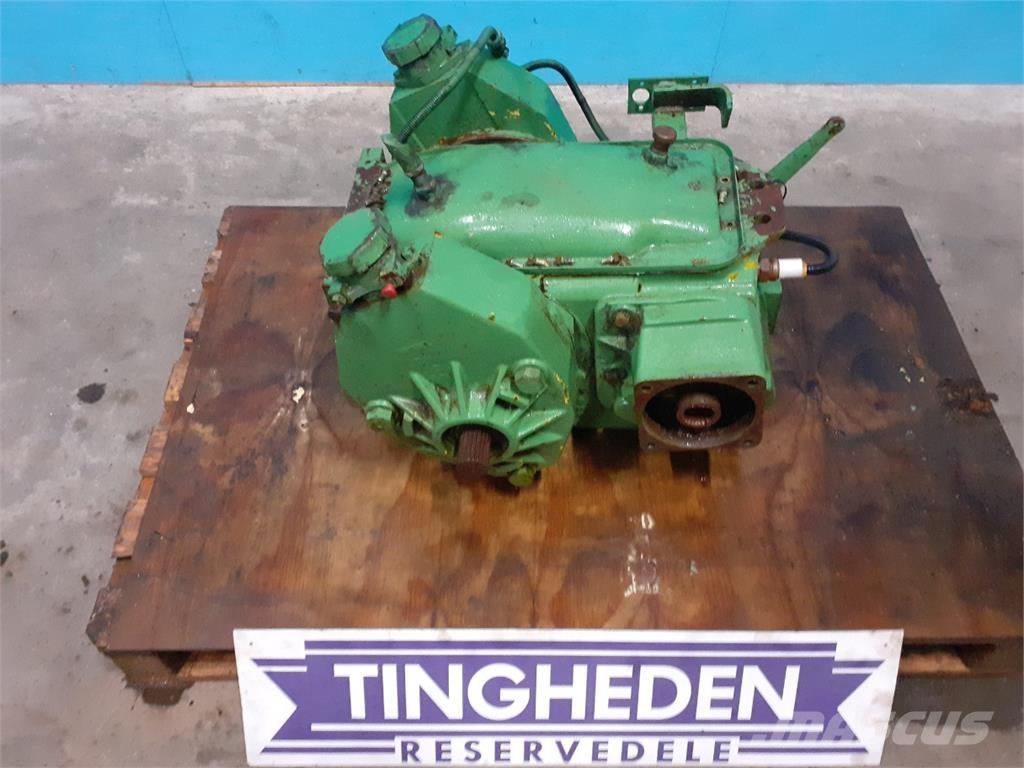 John Deere 1177 Коробка передач