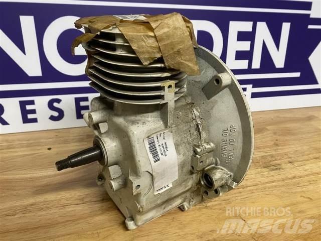 John Deere 19 Самохідні газонокосарки