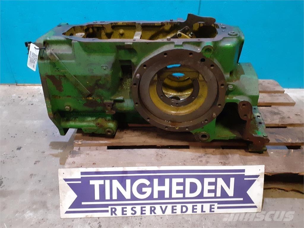 John Deere 2020 Коробка передач