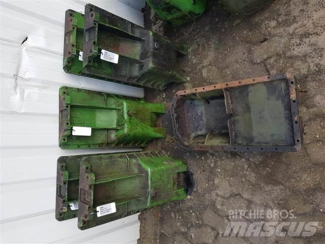John Deere 2040 Двигуни